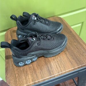 Nike Kids Black Mesh Sneakers with Clear Air Bubble Sole